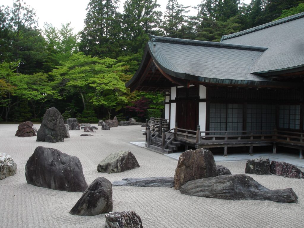 Giardino zen tradizionale